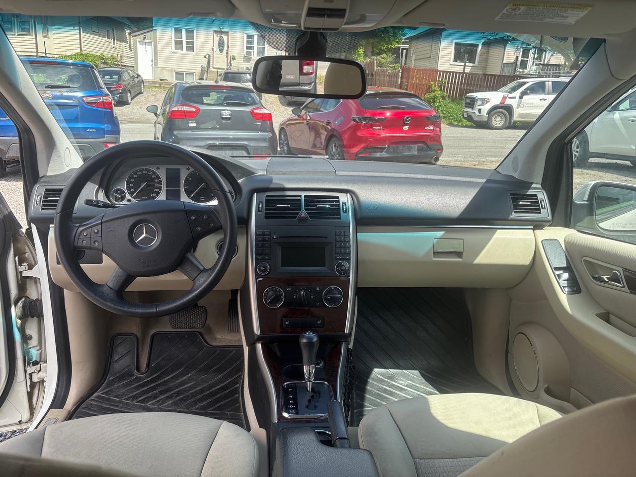 2010 Mercedes-Benz B-Class B200 Photo