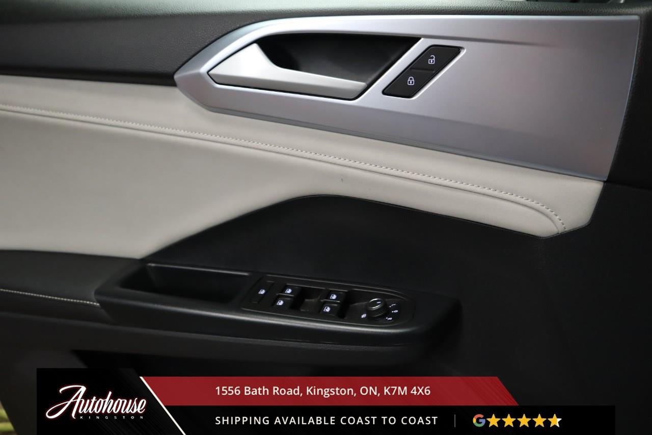 2025 Volkswagen Taos Comfortline BALANCE OF VW WARRANTY Photo