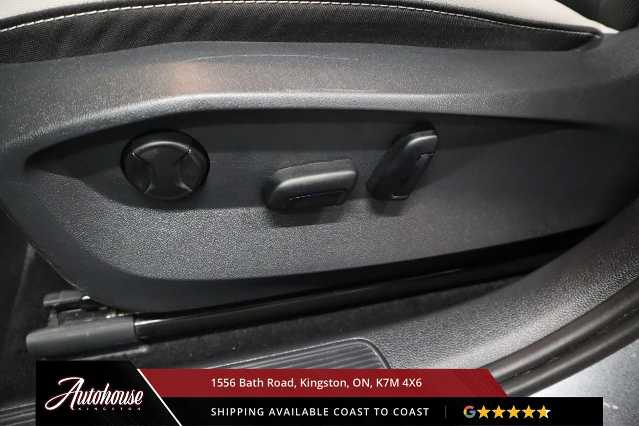 2025 Volkswagen Taos Comfortline BALANCE OF VW WARRANTY Photo