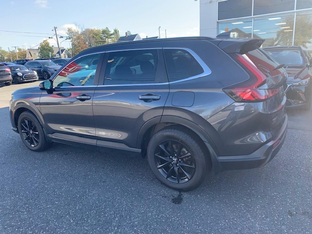 2025 Honda CR-V Hybrid Touring Photo