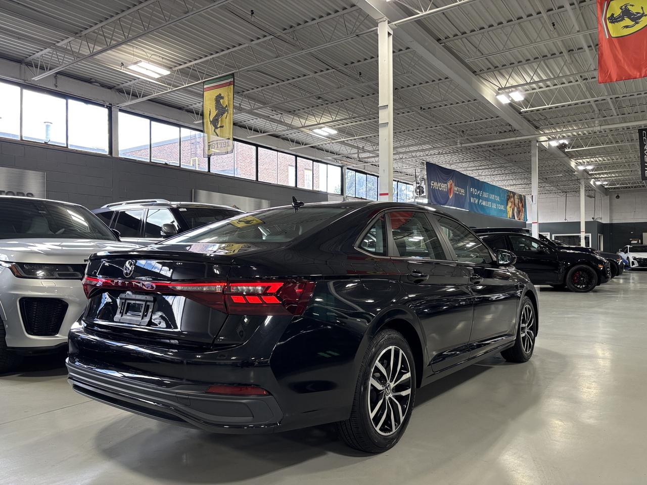 2025 Volkswagen Jetta Comfortline|ALLOYS|LEATHER|SUEDE|CARPLAY|HEATSEATS Photo