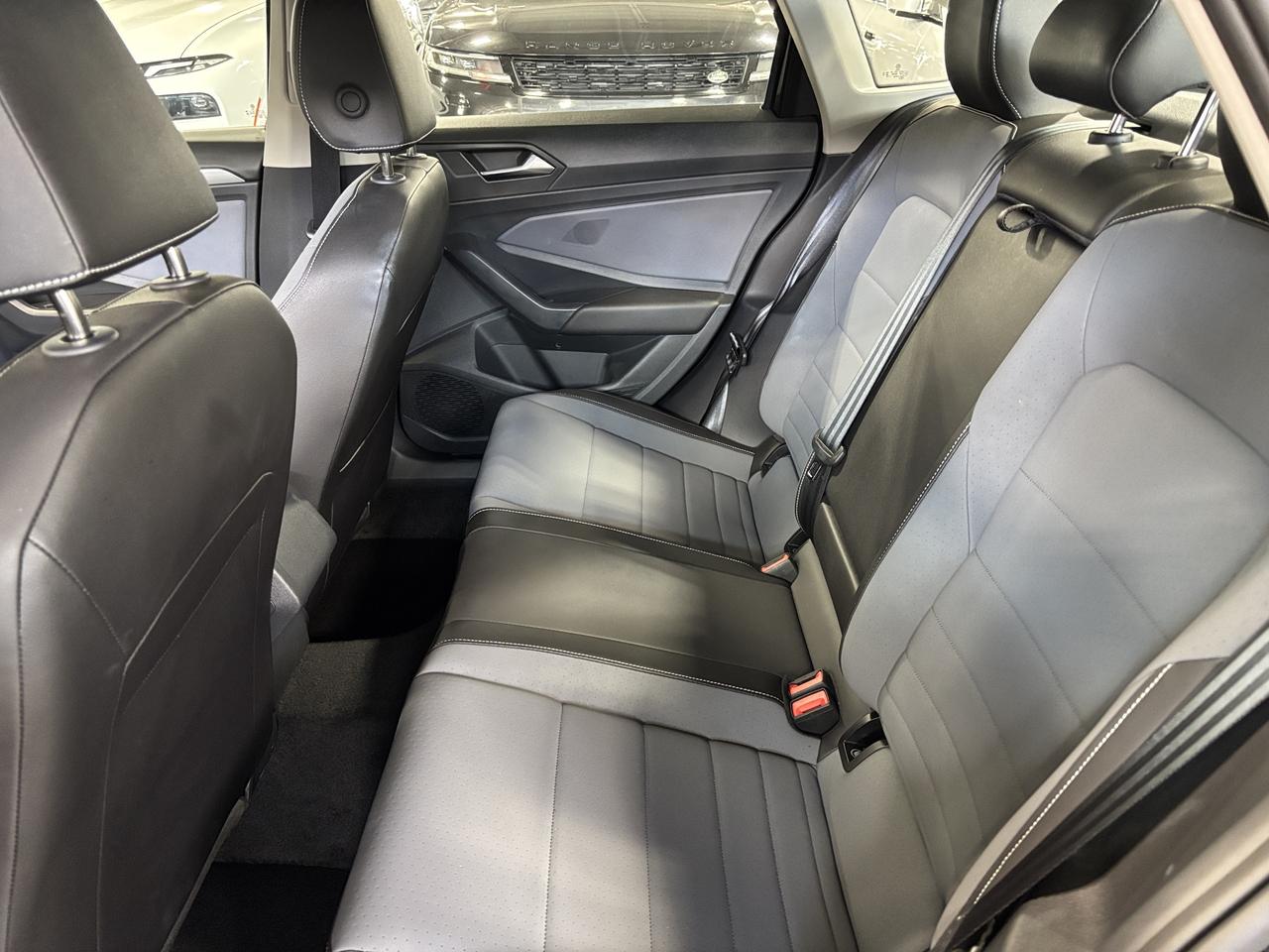 2025 Volkswagen Jetta Comfortline|ALLOYS|LEATHER|SUEDE|CARPLAY|HEATSEATS Photo