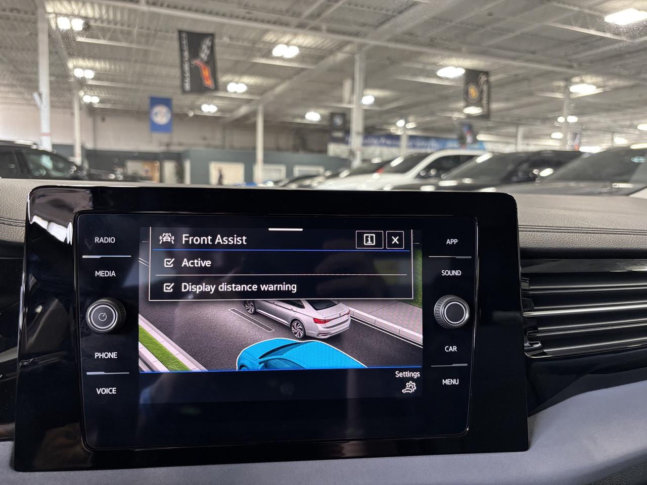 2025 Volkswagen Jetta Comfortline|ALLOYS|LEATHER|SUEDE|CARPLAY|HEATSEATS Photo