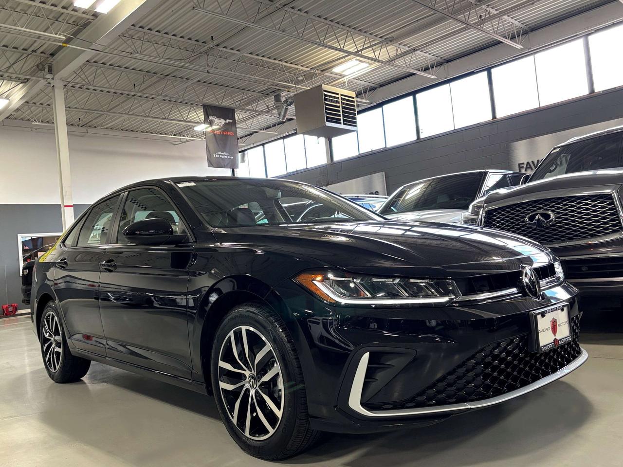 2025 Volkswagen Jetta Comfortline|ALLOYS|LEATHER|SUEDE|CARPLAY|HEATSEATS Photo5