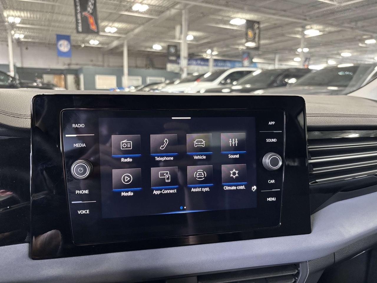 2025 Volkswagen Jetta Comfortline|ALLOYS|LEATHER|SUEDE|CARPLAY|HEATSEATS Photo