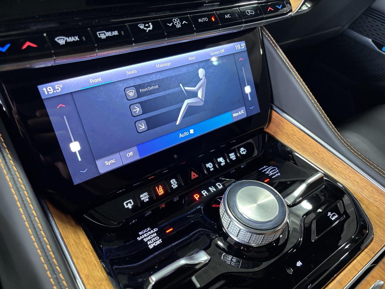 2022 Jeep Grand Wagoneer Series III 4x4|FAMCAM|7PASS|MASSAGE|WOOD|HEADSUP|+ Photo