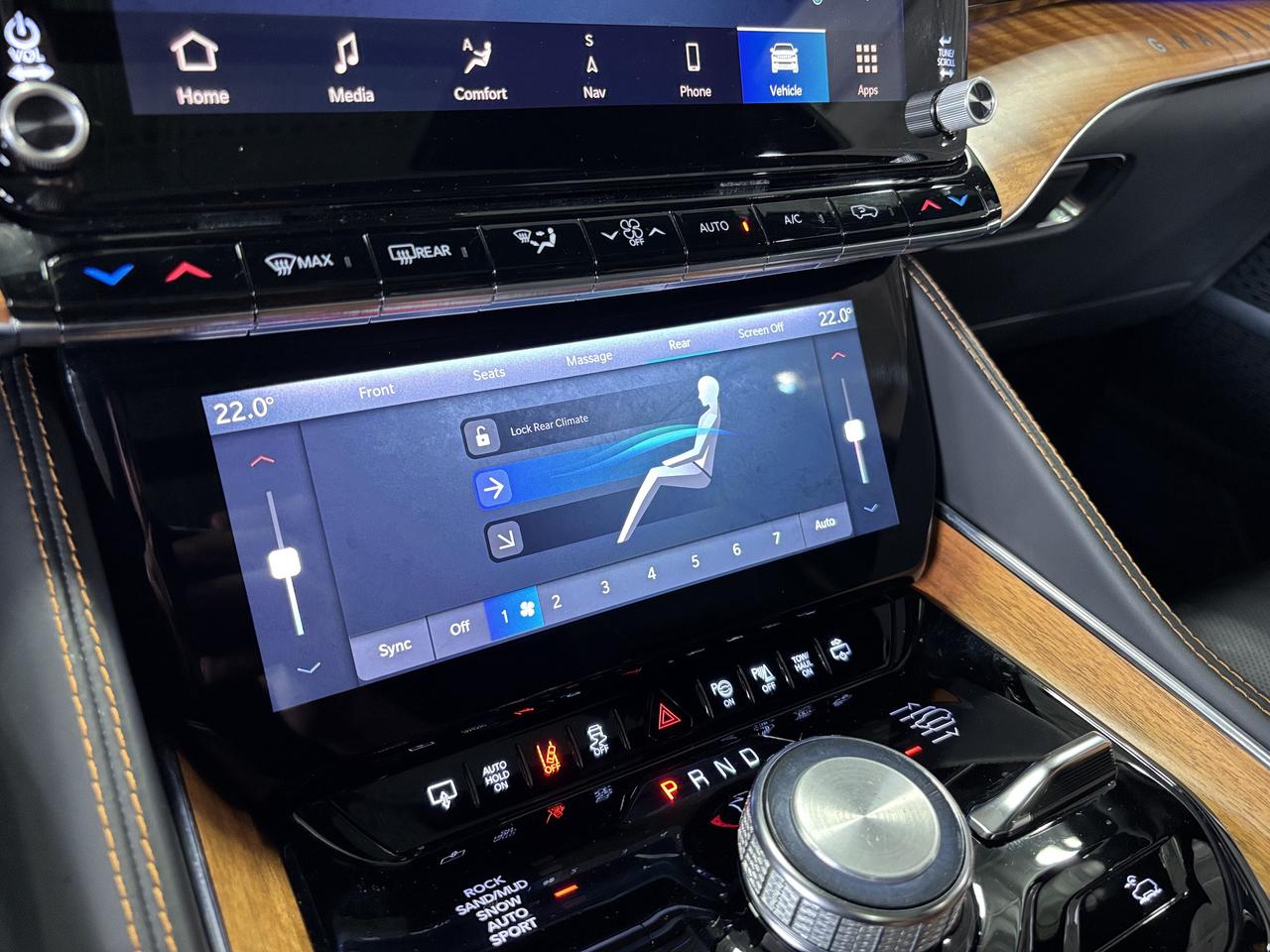 2022 Jeep Grand Wagoneer Series III 4x4|FAMCAM|7PASS|MASSAGE|WOOD|HEADSUP|+ Photo