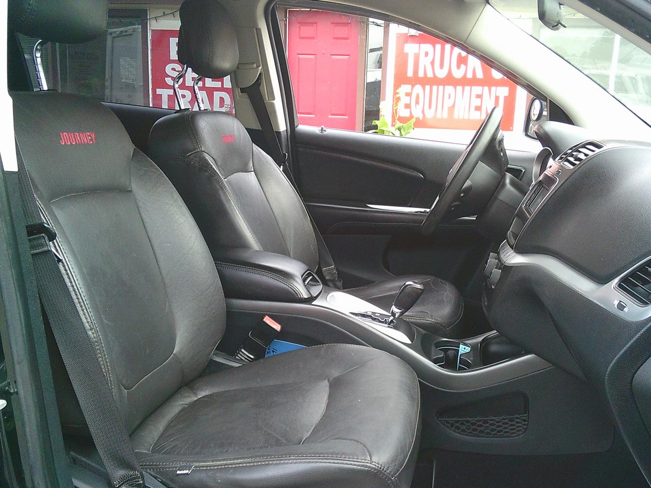 2012 Dodge Journey FWD 4dr Canada Value Pkg + TOW PKG Photo