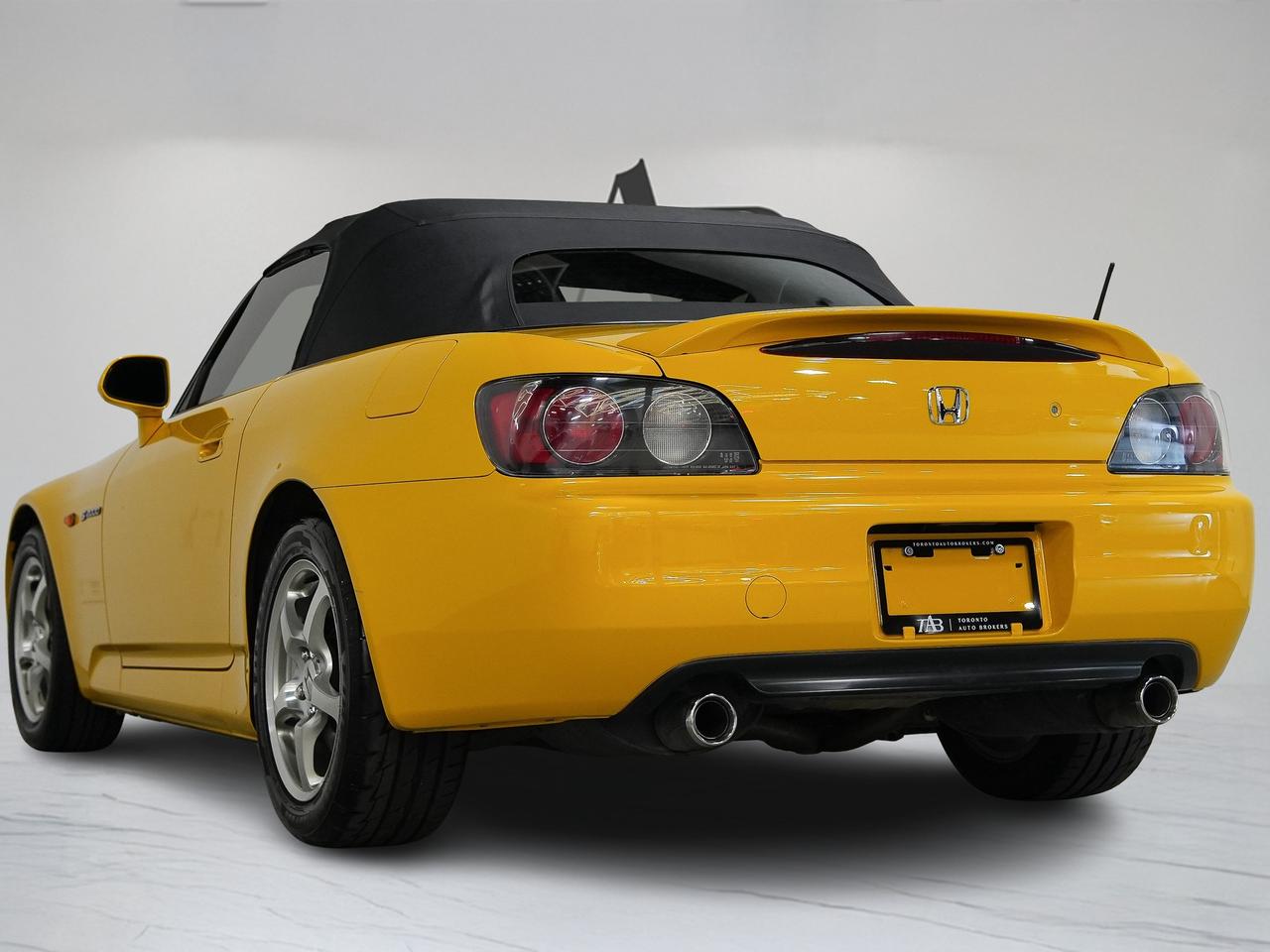 2003 Honda S2000 MANUAL | CONVERTIBLE | Photo4