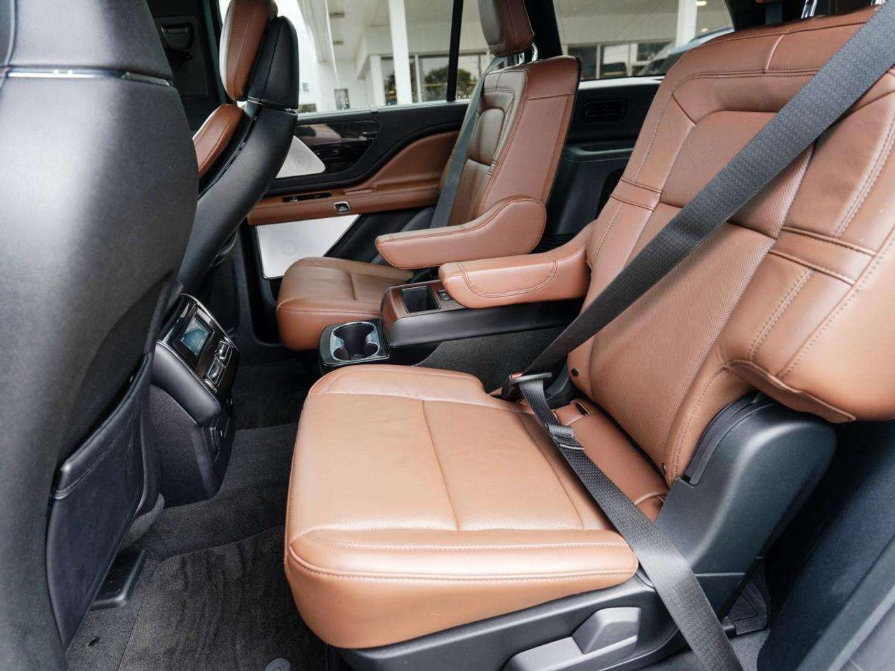 2023 Lincoln Aviator RESERVE AWD PANO ROOF BROWN LEATHER Photo