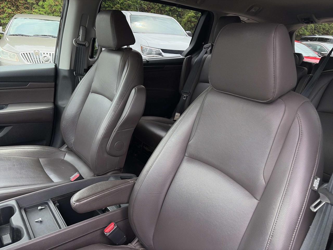 2018 Honda Odyssey EX-L, 8 PASS, CLEAN CARFAX, POWER SLIDING DOORS! - Photo #12