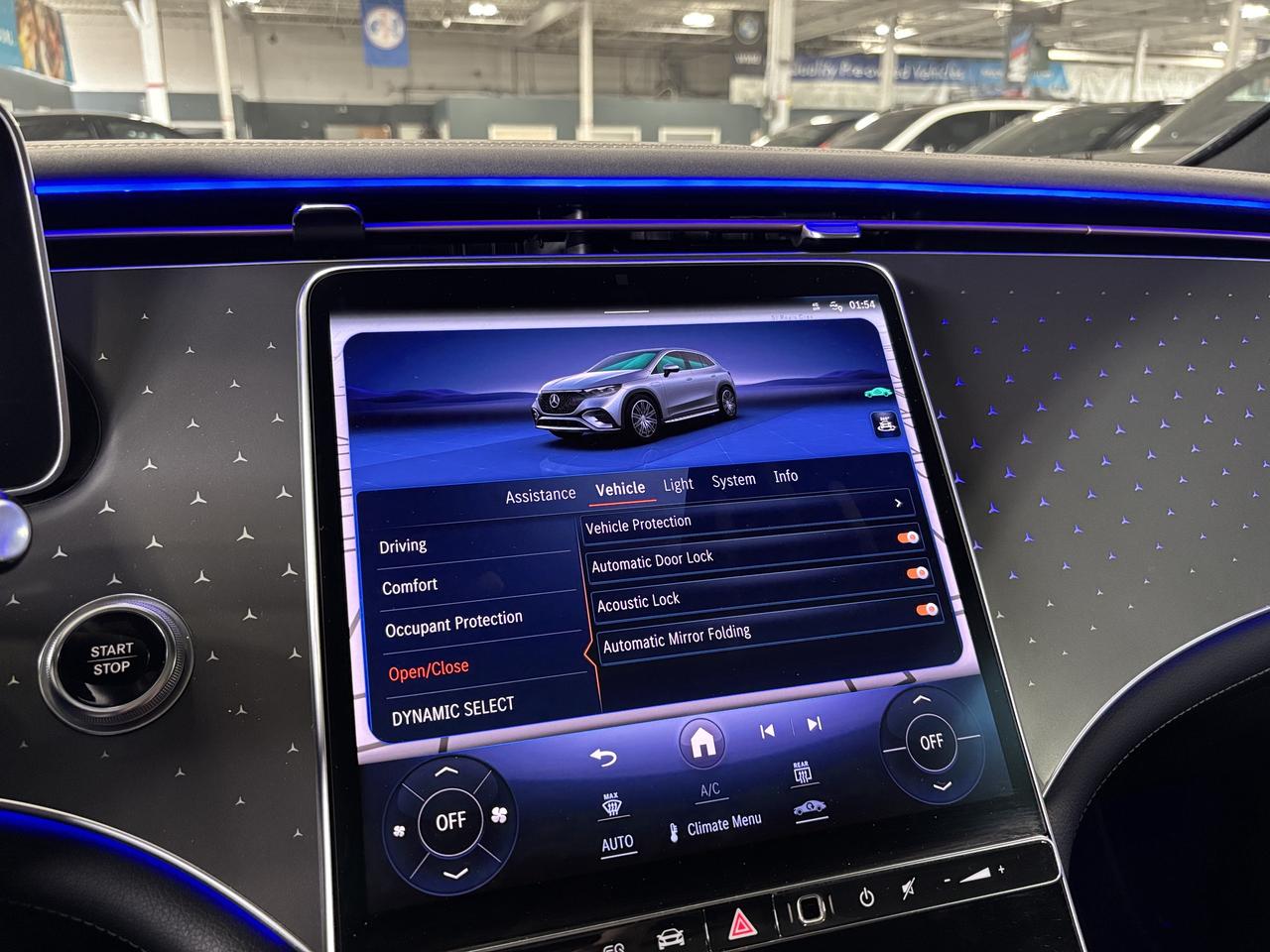 2024 Mercedes-Benz EQE EQE350|4MATIC|SUV|AMGPKG|NAV|BURMESTER|3DCAMERA|+ Photo