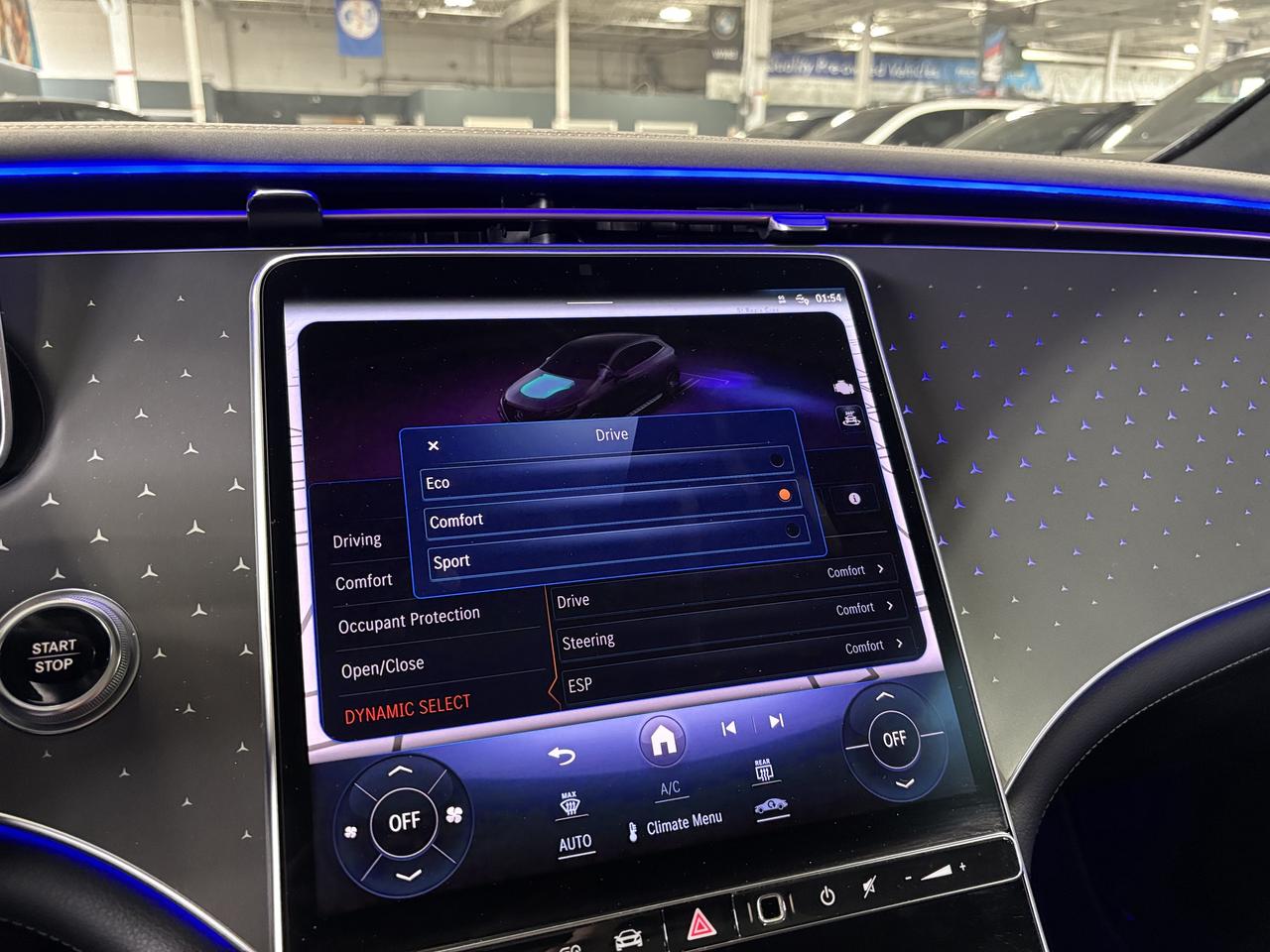 2024 Mercedes-Benz EQE EQE350|4MATIC|SUV|AMGPKG|NAV|BURMESTER|3DCAMERA|+ Photo