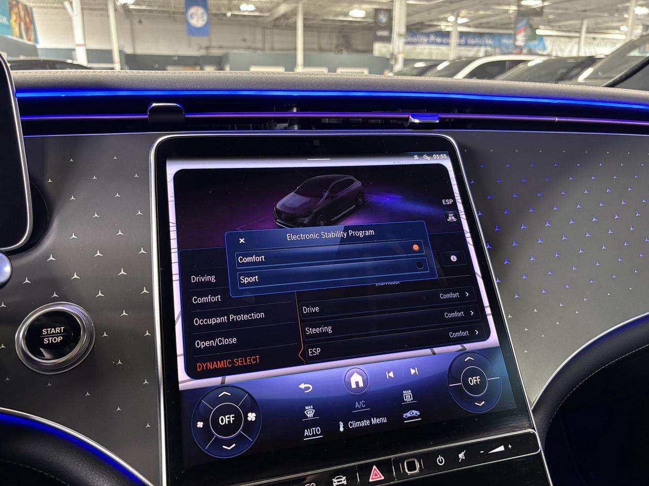 2024 Mercedes-Benz EQE EQE350|4MATIC|SUV|AMGPKG|NAV|BURMESTER|3DCAMERA|+ Photo
