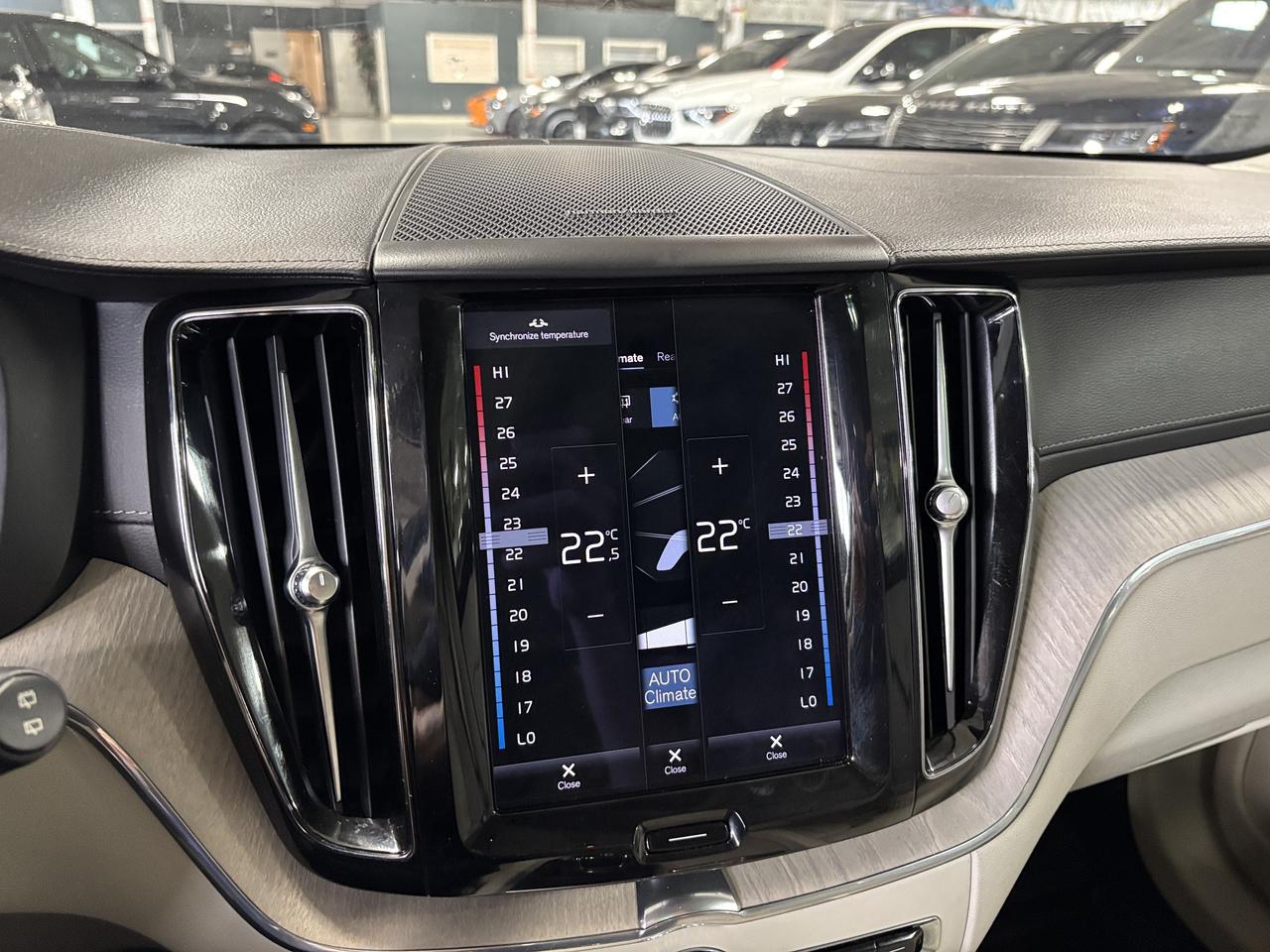 2021 Volvo XC60 T6 Inscription|AWD|NAV|HARMANKARDON|CREAMLEATHER|+ Photo