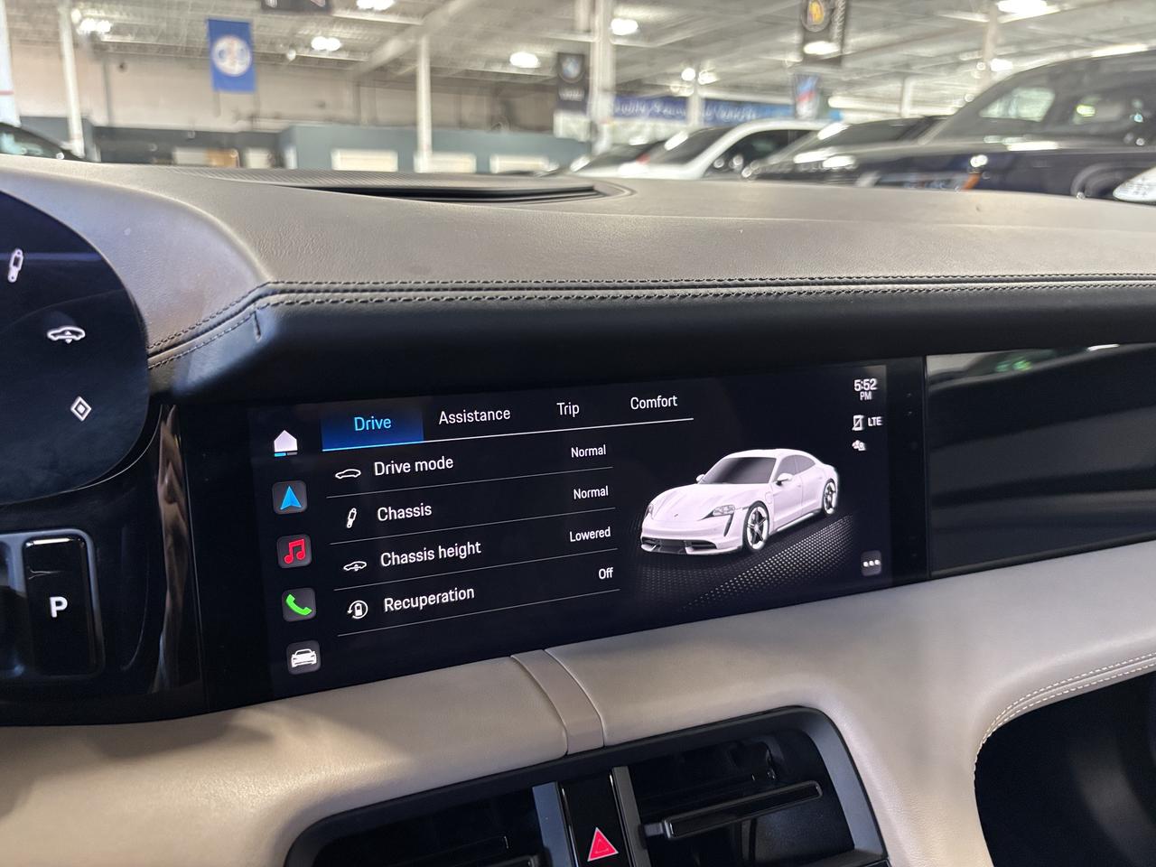 2020 Porsche Taycan Turbo|CLUSTERNAV|3DCAM|BOSE|MATRIXLED|CREAMLEATHER Photo