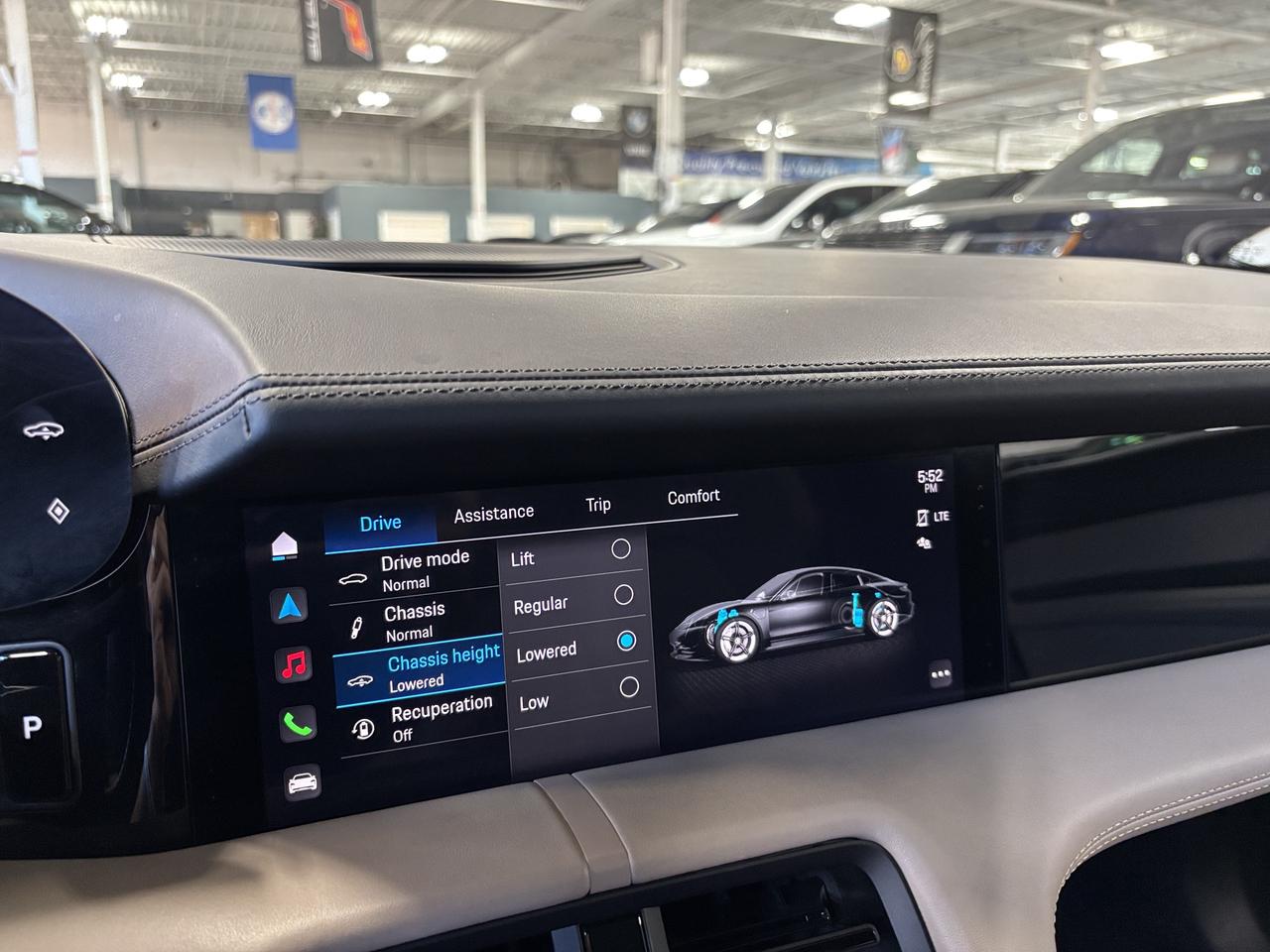 2020 Porsche Taycan Turbo|CLUSTERNAV|3DCAM|BOSE|MATRIXLED|CREAMLEATHER Photo
