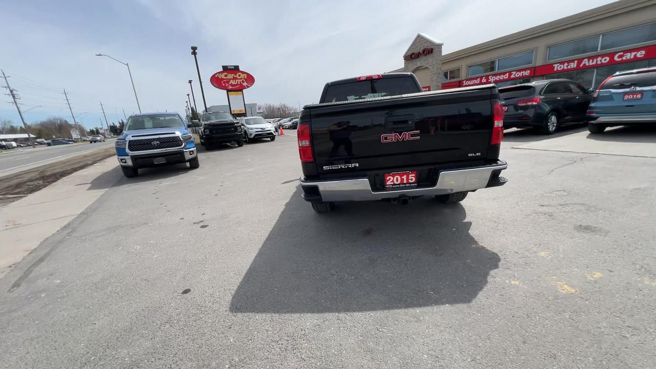 2015 GMC Sierra 1500 SLE PREMIUM 4X4 | CREW | Z71 | 5.3L V8 | HTD SEATS Photo3