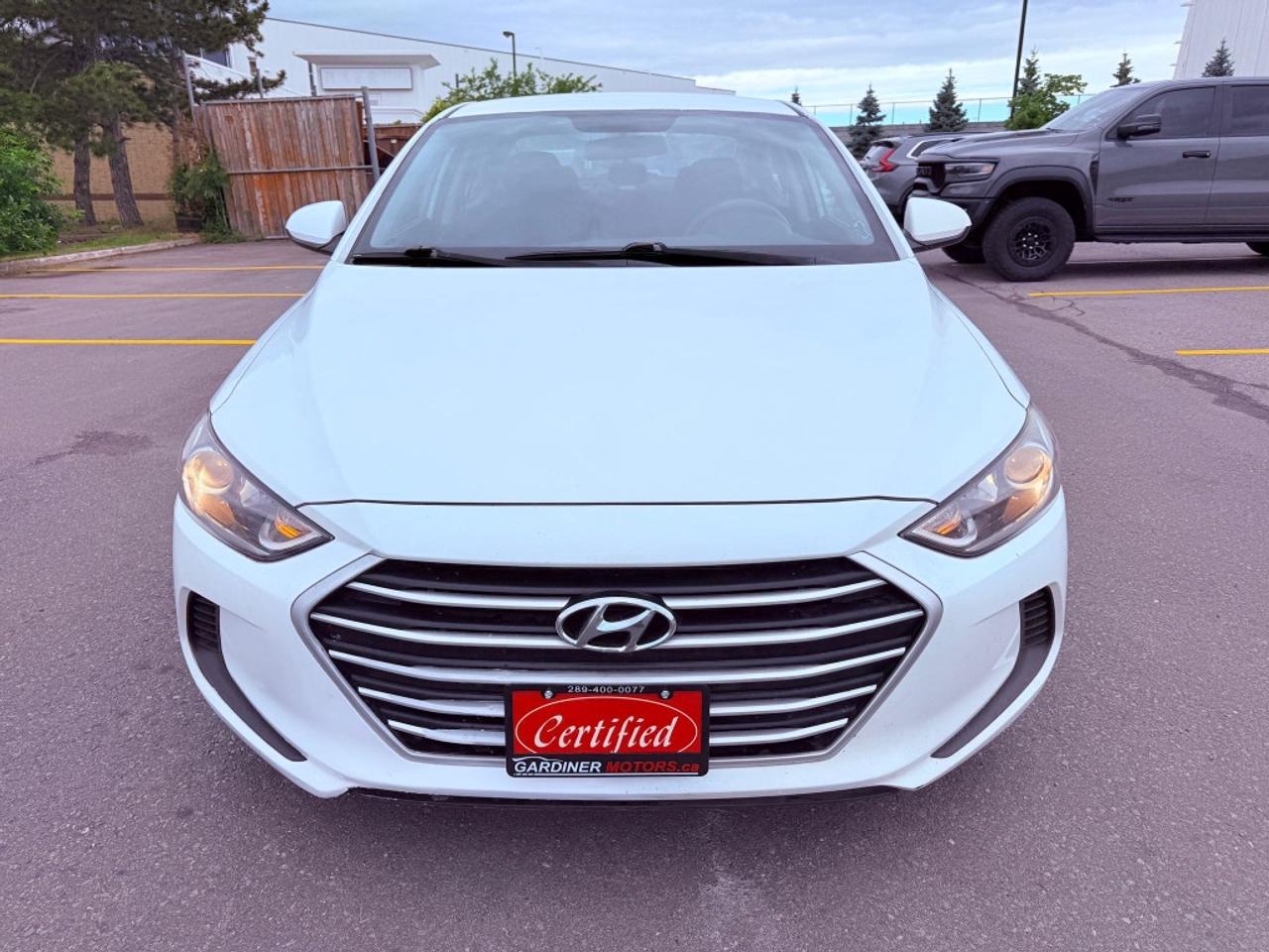 2017 Hyundai Elantra 4dr Sedan Automatic LE Photo
