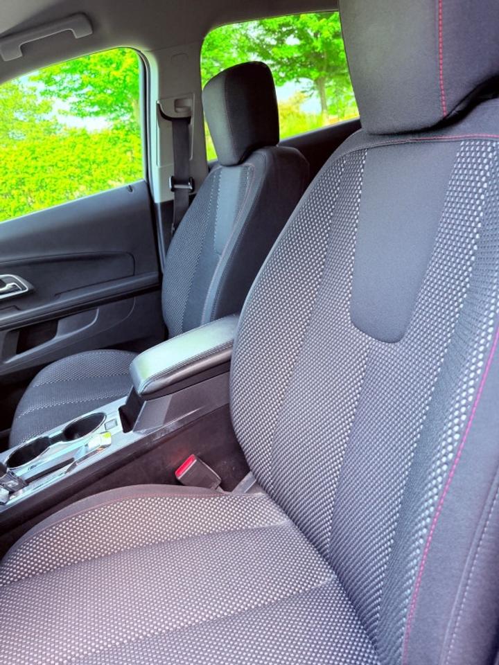 2017 Chevrolet Equinox LT Front-wheel Drive Automatic Photo