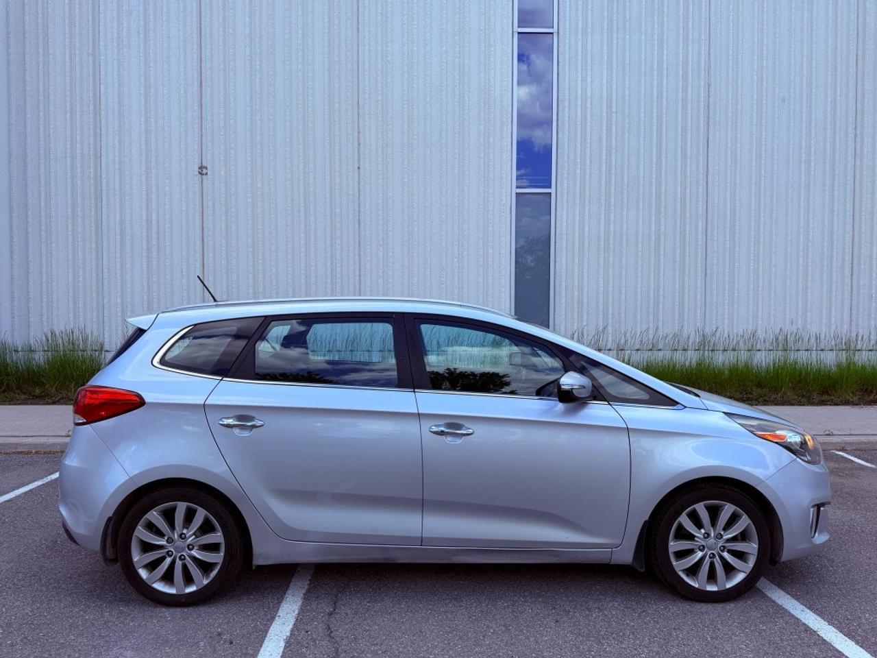 2015 Kia Rondo 4dr Wagon Automatic EX Value Photo
