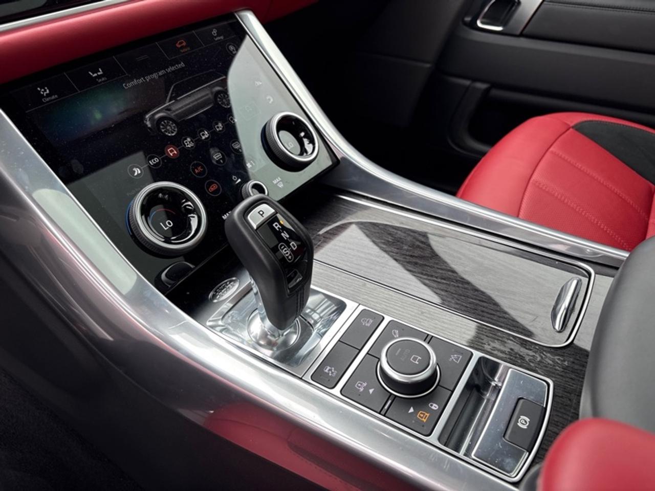 2022 Land Rover Range Rover Sport V8 Supercharged HSE Dynamic  Red Leather Photo