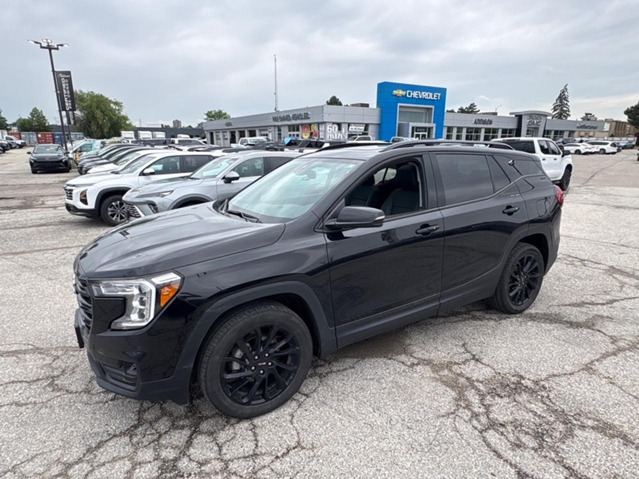 2023 GMC Terrain SLT Photo