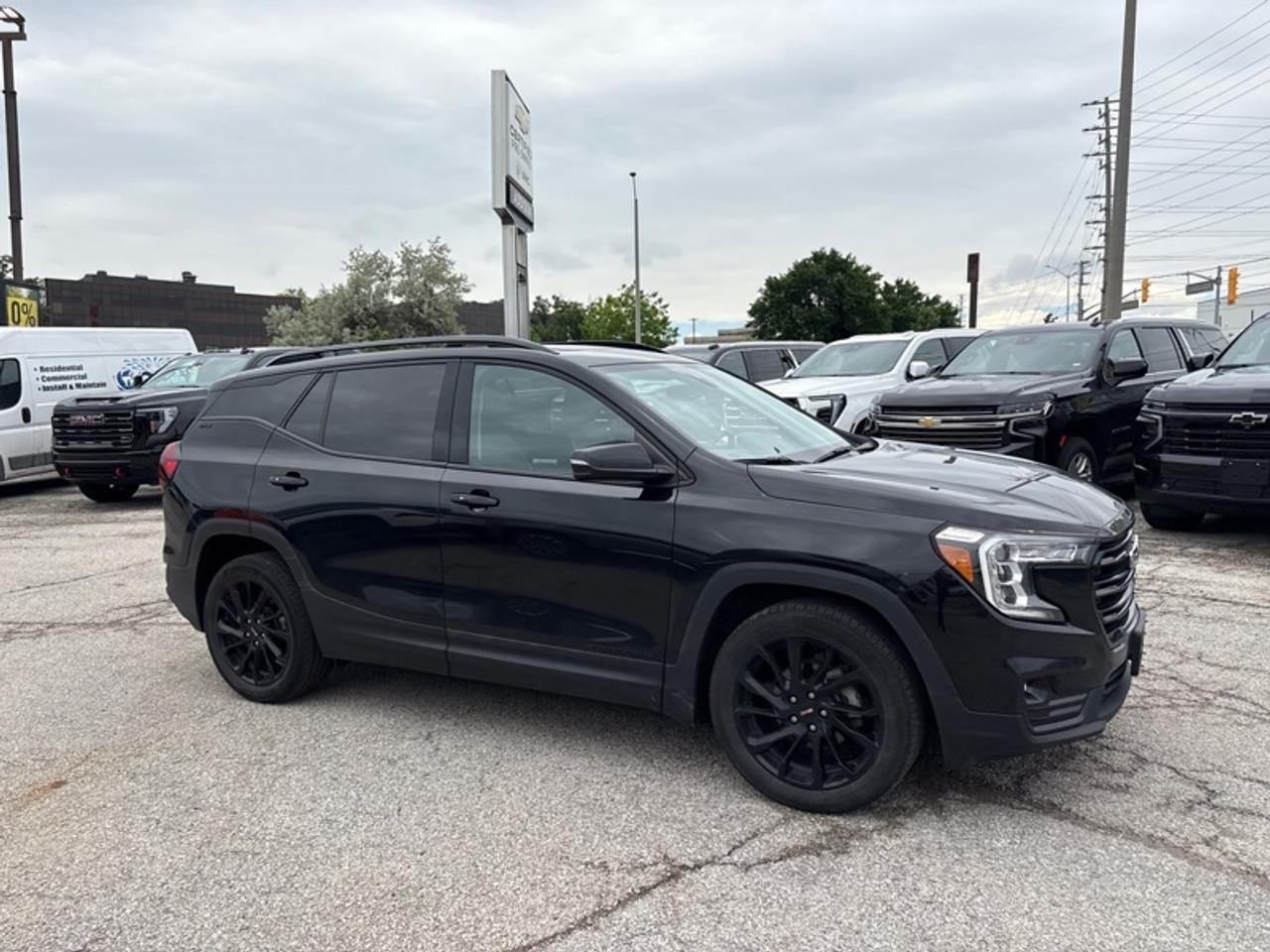 2023 GMC Terrain SLT Photo