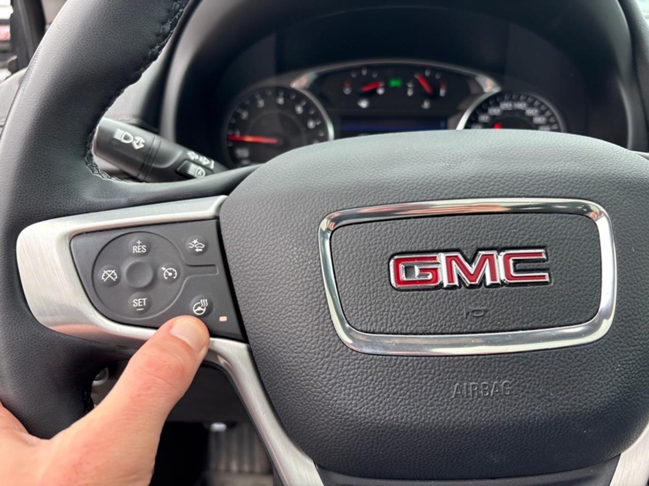 2023 GMC Terrain SLT Photo