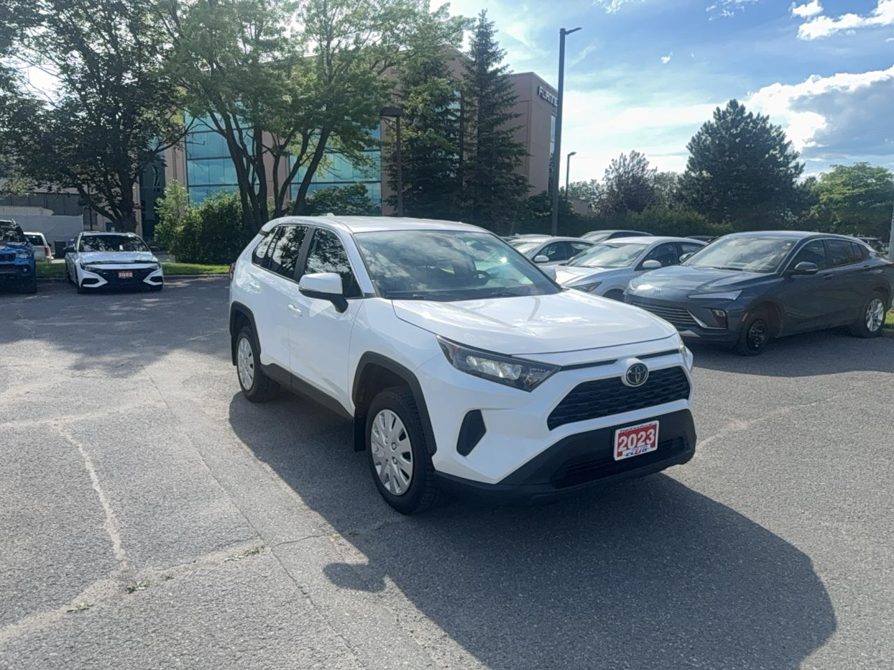 2023 Toyota RAV4 LE