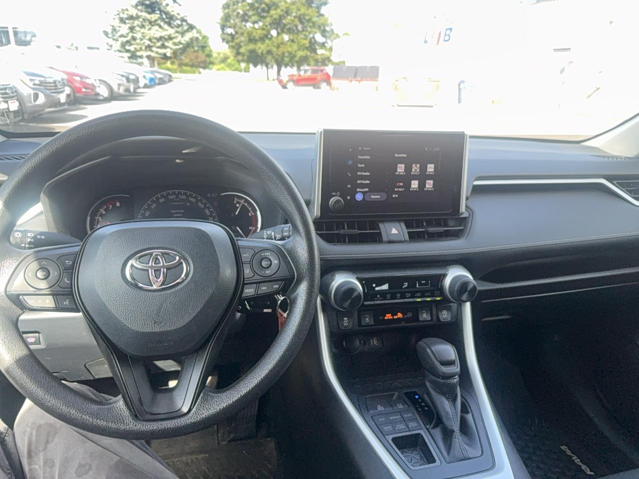 2023 Toyota RAV4 LE Photo