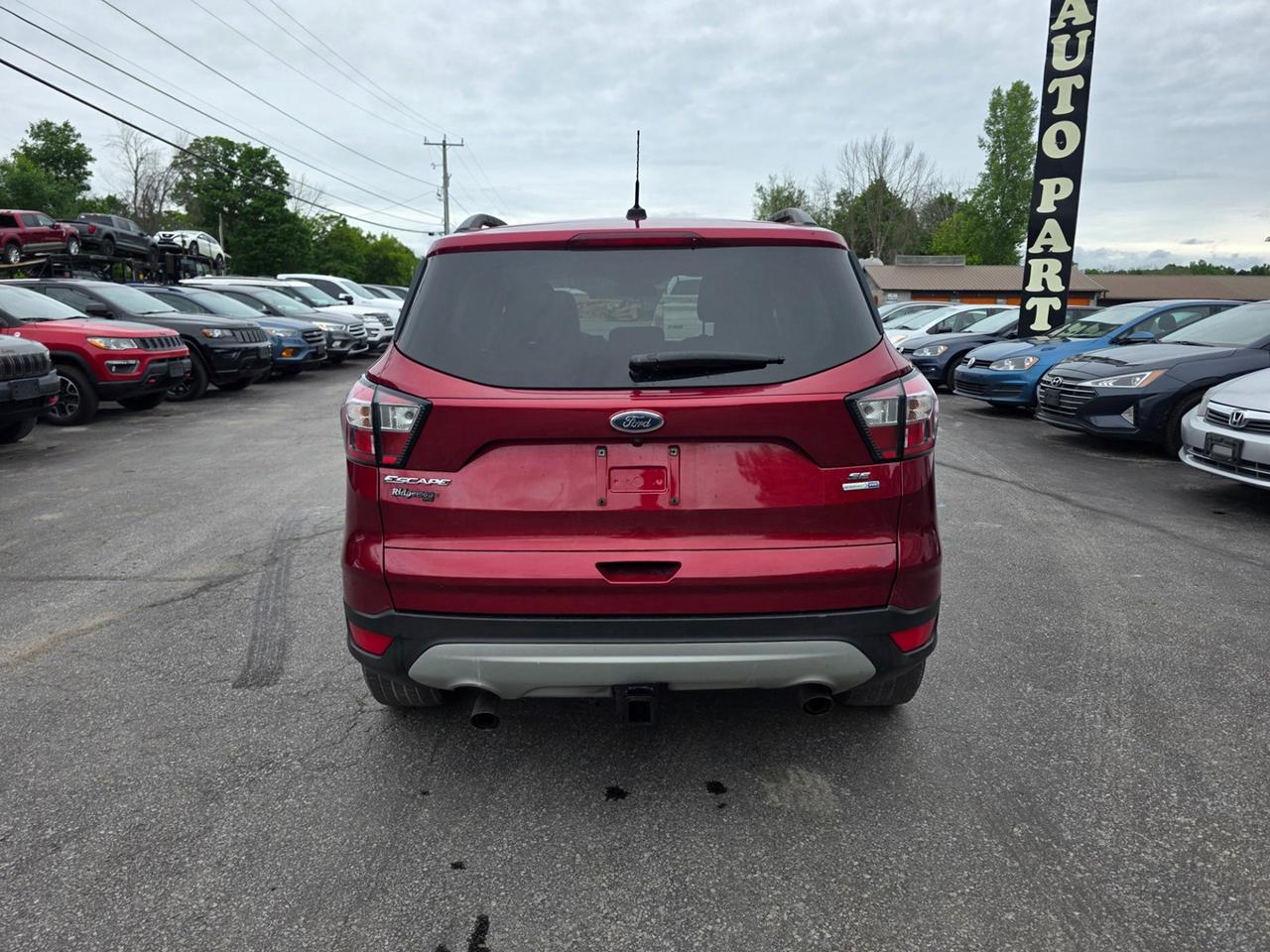 2018 Ford Escape SE 4WD Photo3