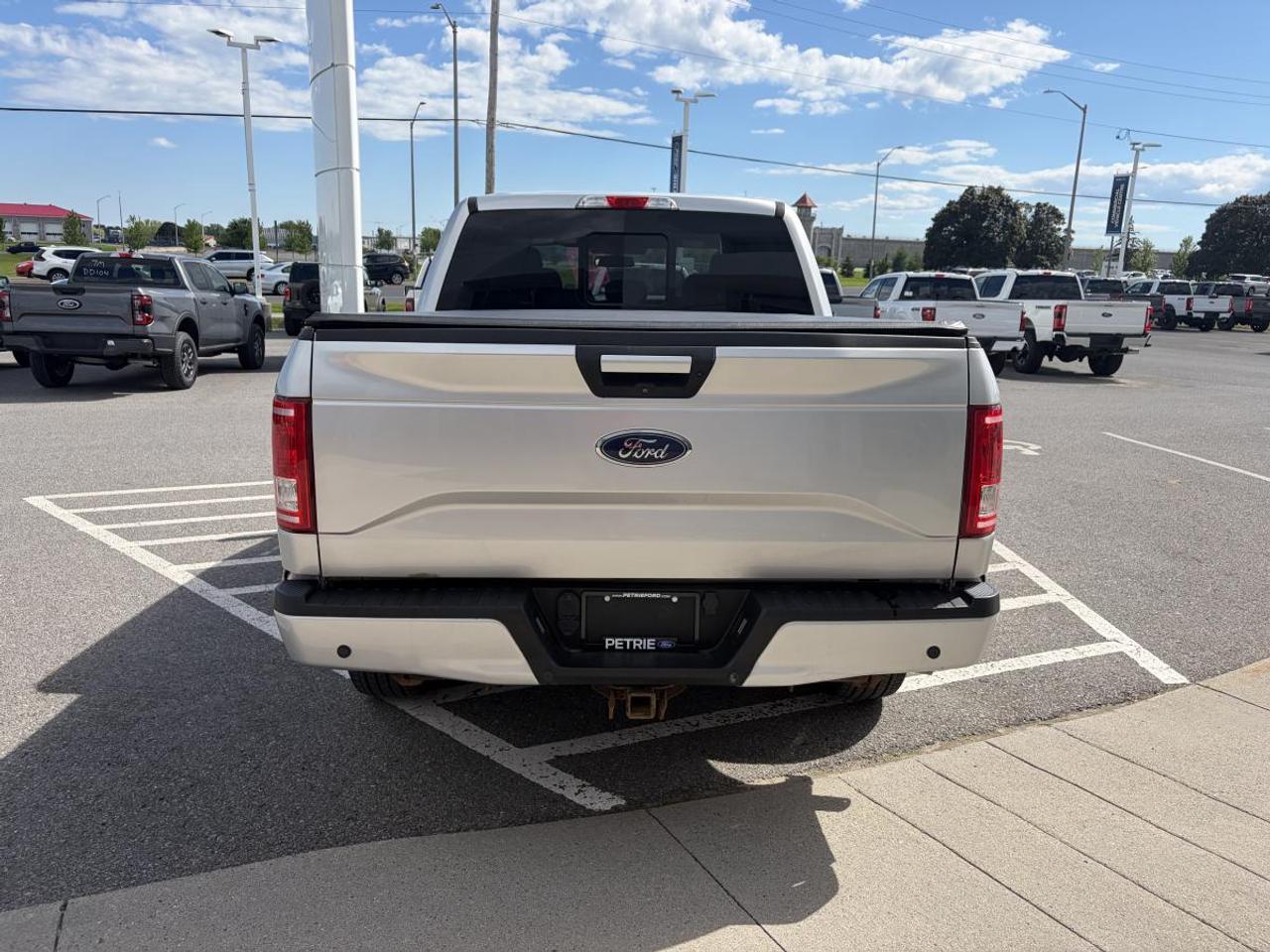 2017 Ford F-150 XLT Photo