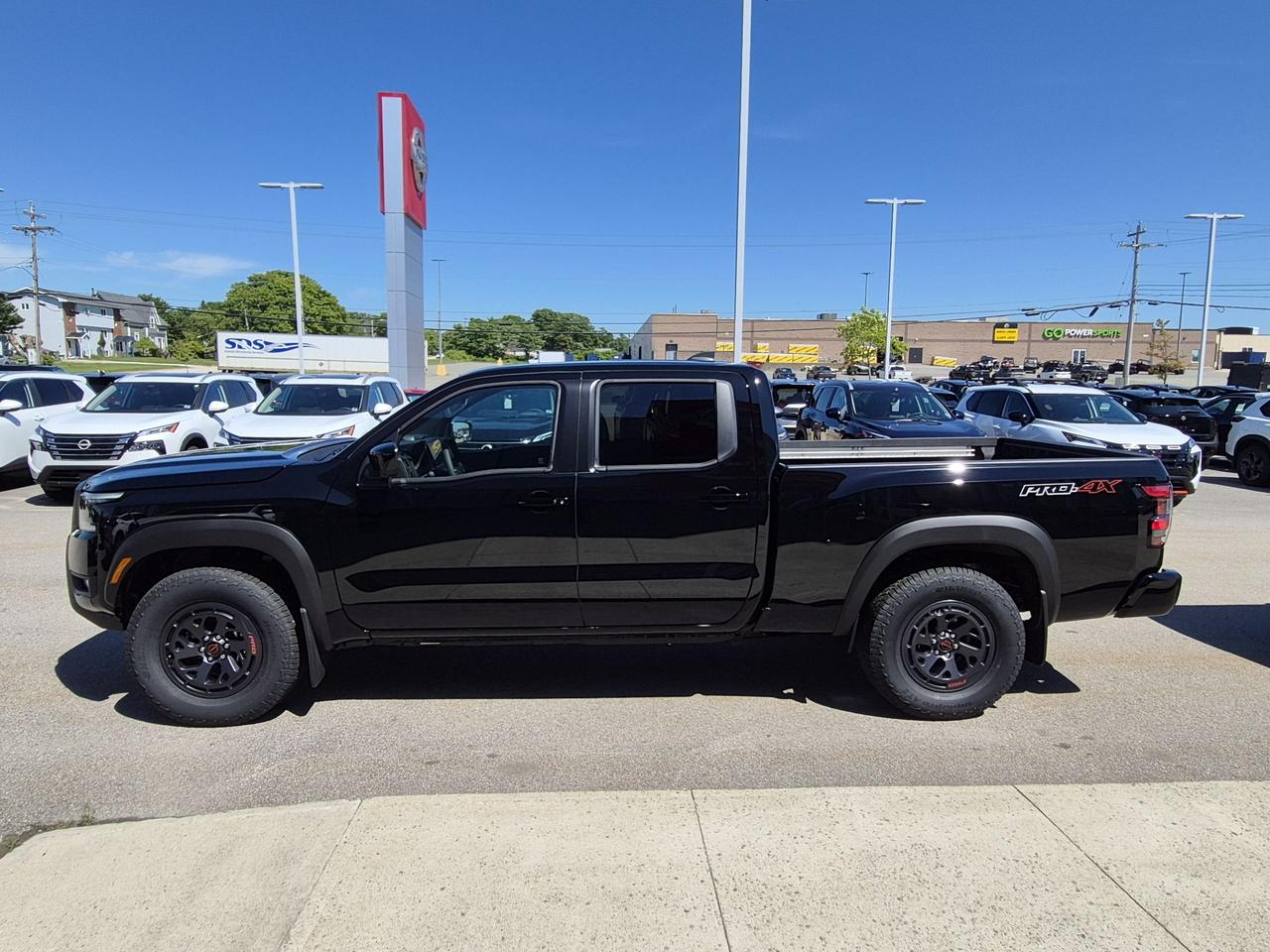 2026 Nissan Frontier Crew Cab PRO-4X LUXURY LWB Photo