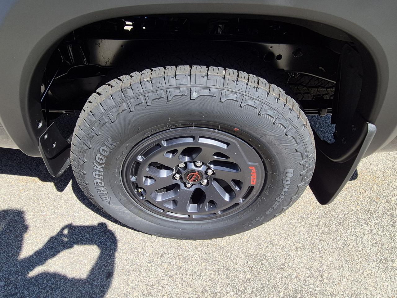 2026 Nissan Frontier Crew Cab PRO-4X LUXURY LWB Photo
