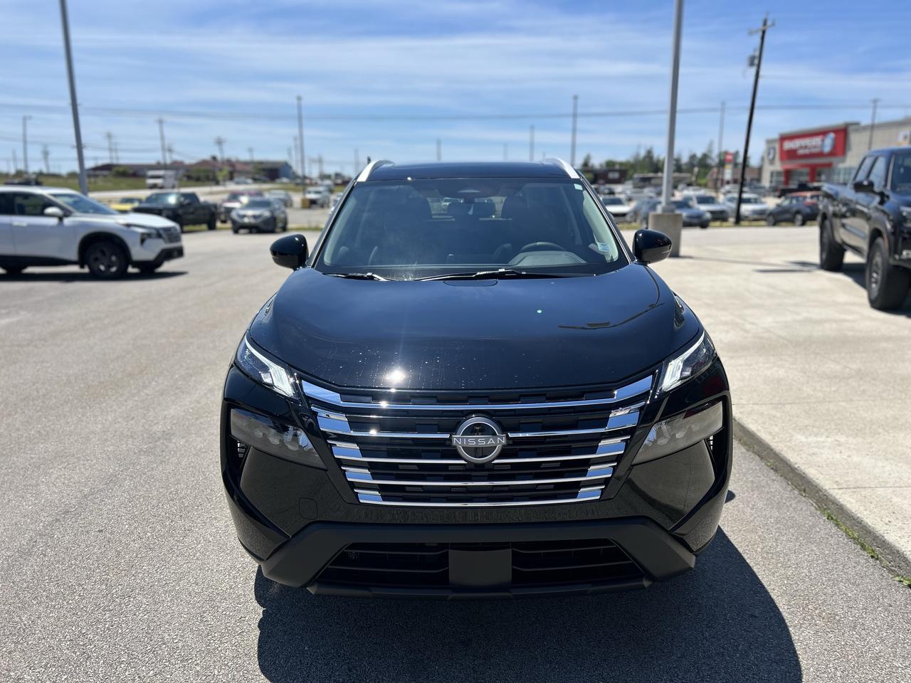 2026 Nissan Rogue SV MOONROOF Photo