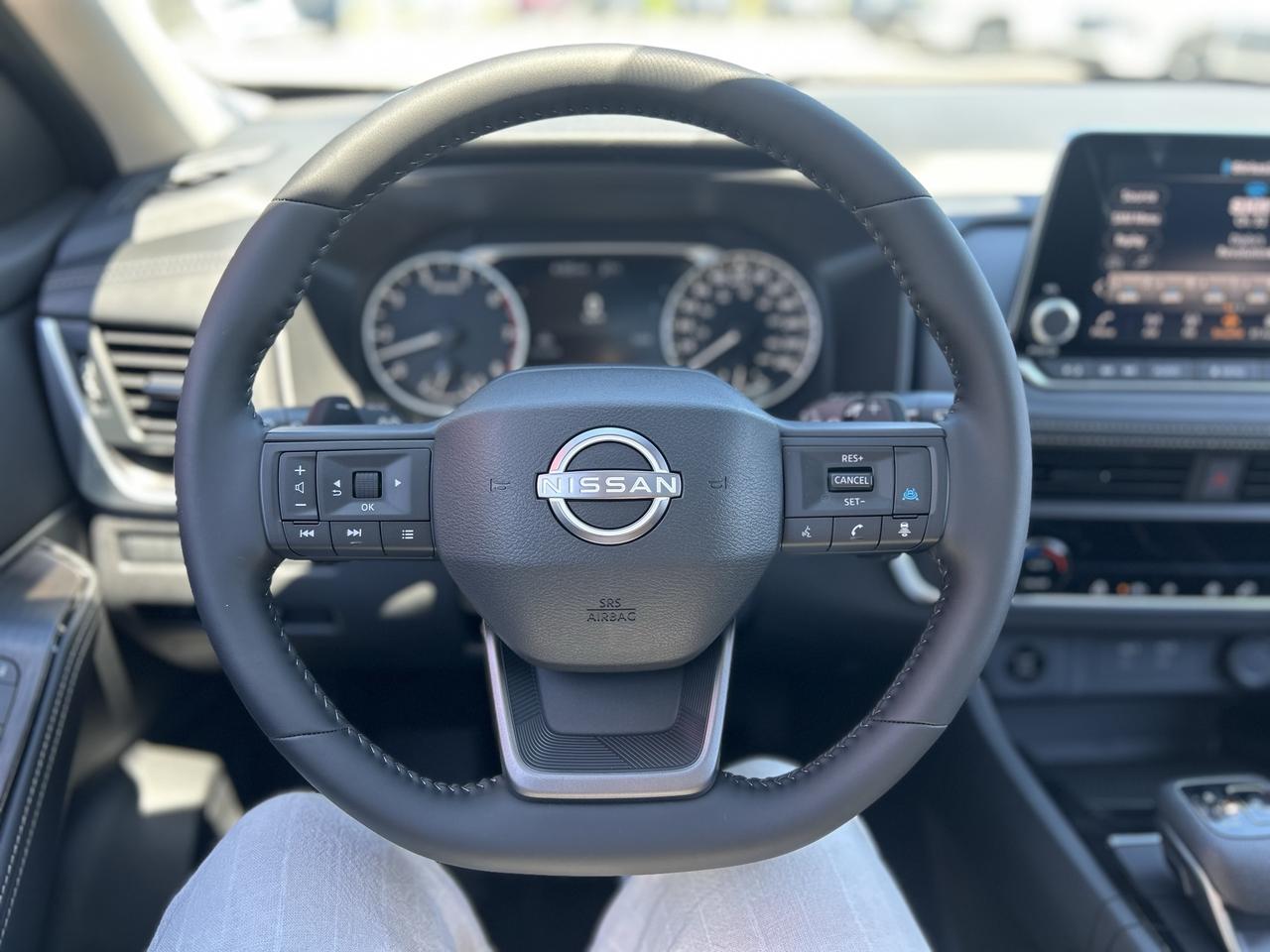 2026 Nissan Rogue SV MOONROOF Photo
