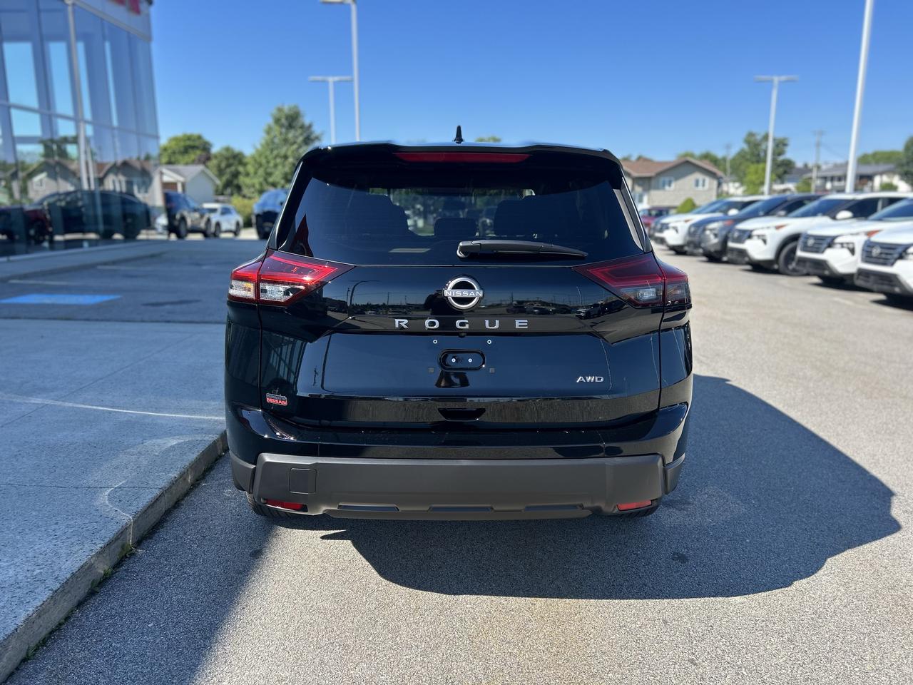 2026 Nissan Rogue S Photo