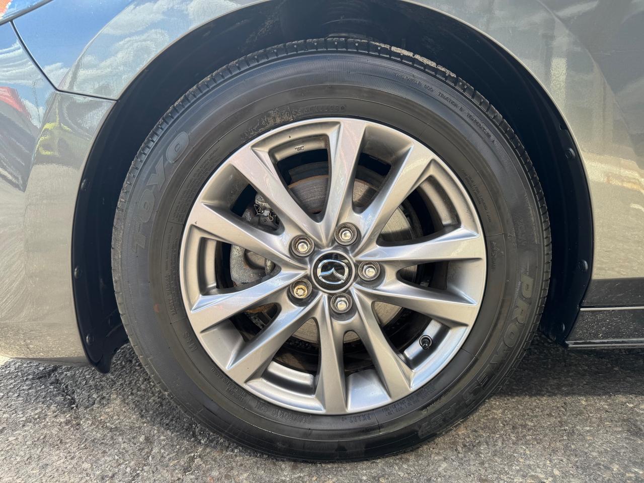 2021 Mazda MAZDA3 GS Low Kms | Accident Free | Back up Camera | Heated Seats Photo