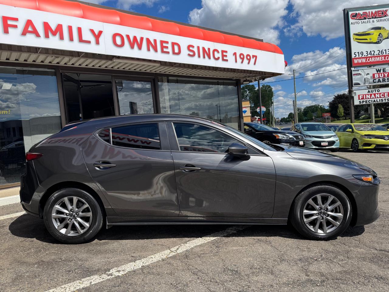 2021 Mazda MAZDA3 GS Low Kms | Accident Free | Back up Camera | Heated Seats Photo