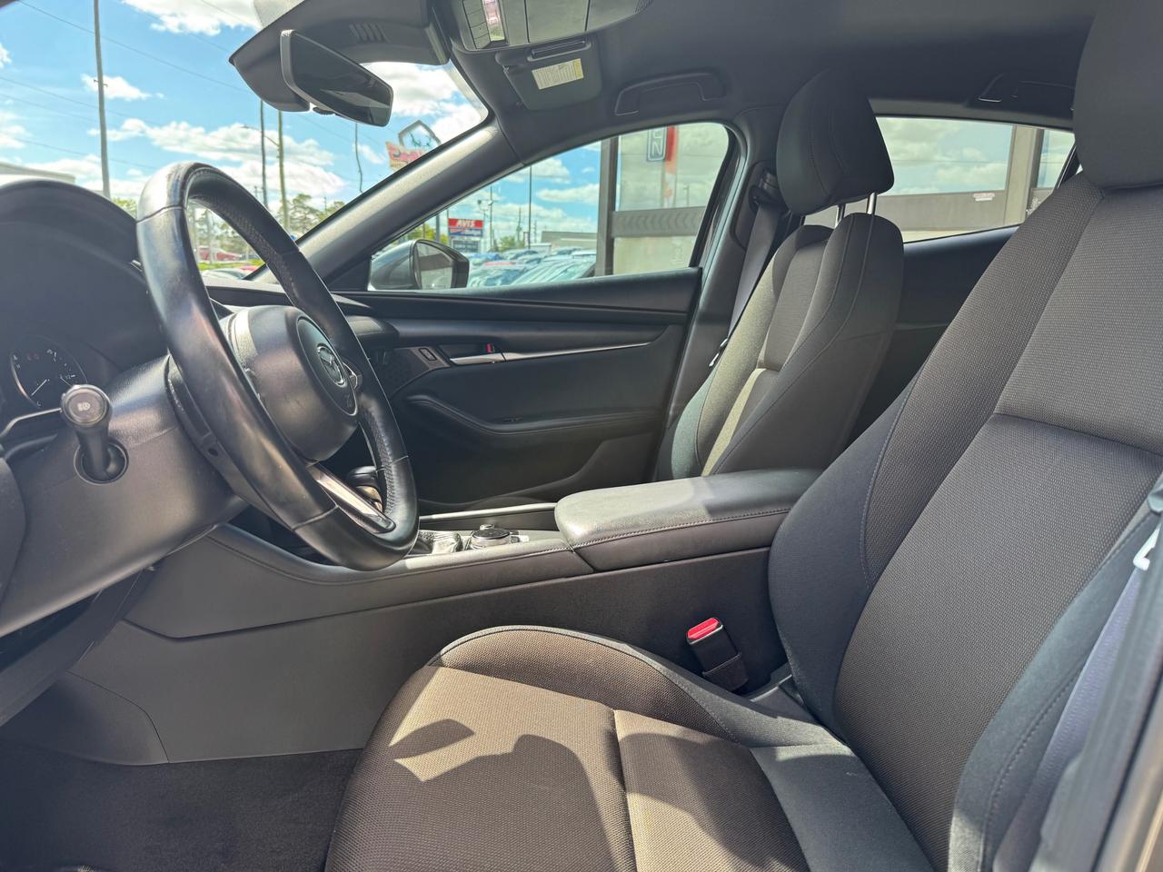 2021 Mazda MAZDA3 GS Low Kms | Accident Free | Back up Camera | Heated Seats Photo