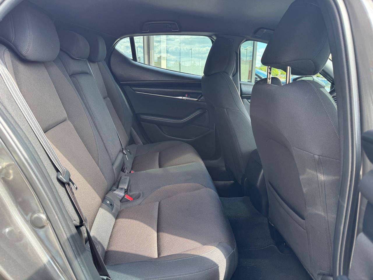 2021 Mazda MAZDA3 GS Low Kms | Accident Free | Back up Camera | Heated Seats Photo
