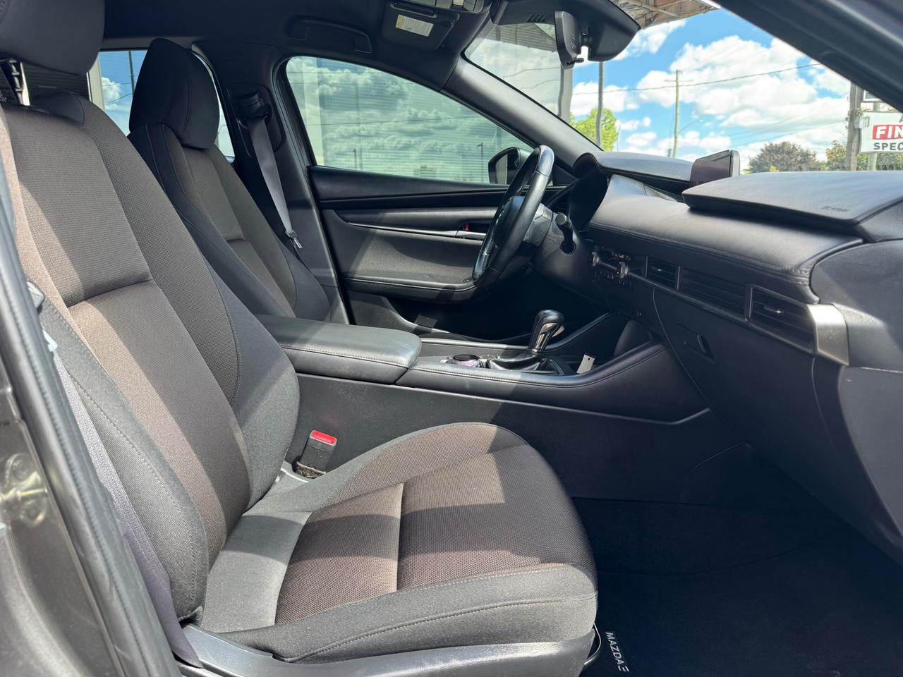 2021 Mazda MAZDA3 GS Low Kms | Accident Free | Back up Camera | Heated Seats Photo