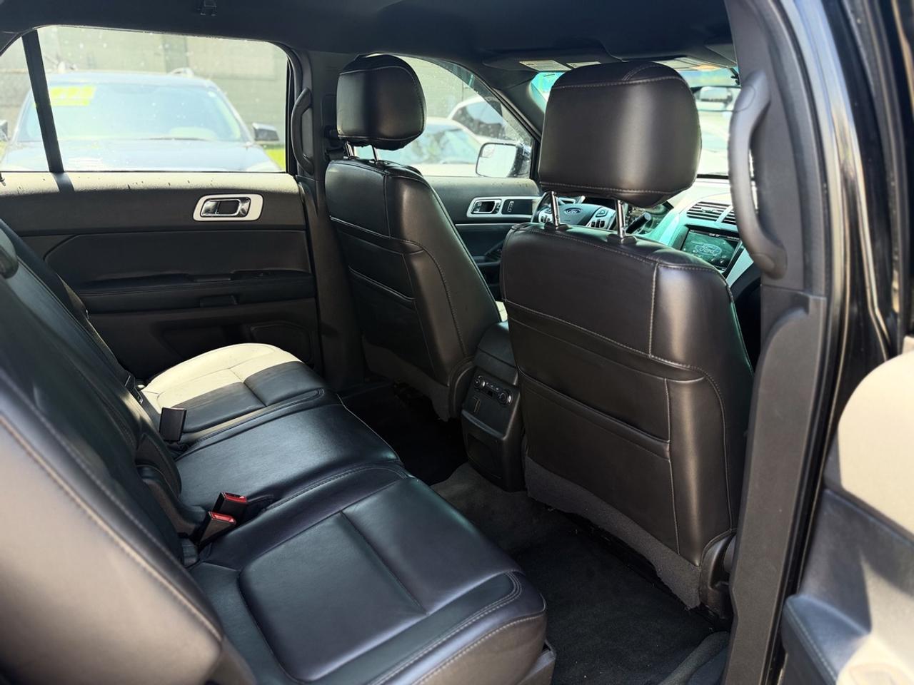 2014 Ford Explorer XLT - NO ACCIDENTS - TWO OWNERS Photo