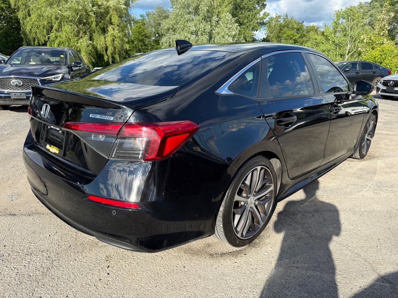 2022 Honda Civic Touring Photo