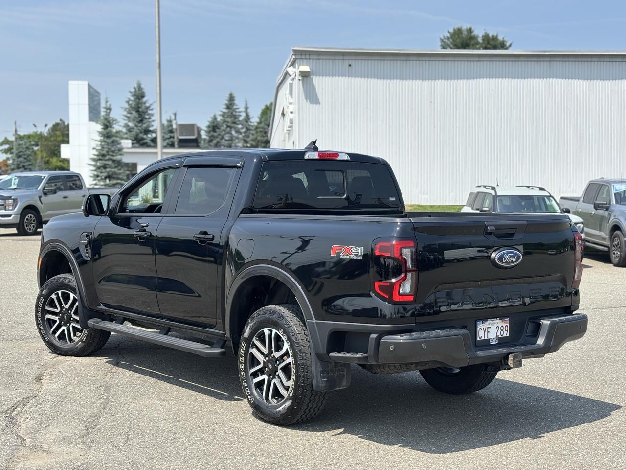 2024 Ford Ranger Lariat Photo2