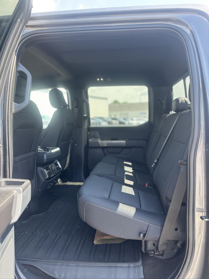 2022 Ford XL 4WD SUPERCREW 5.5' BOX NEW, 44H Photo4