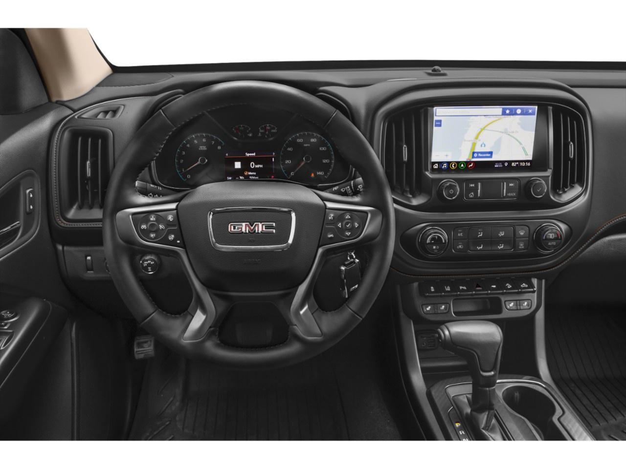2021 GMC Canyon Crew Cab Short Box 4-Wheel Drive AT4 w/Cloth Photo3