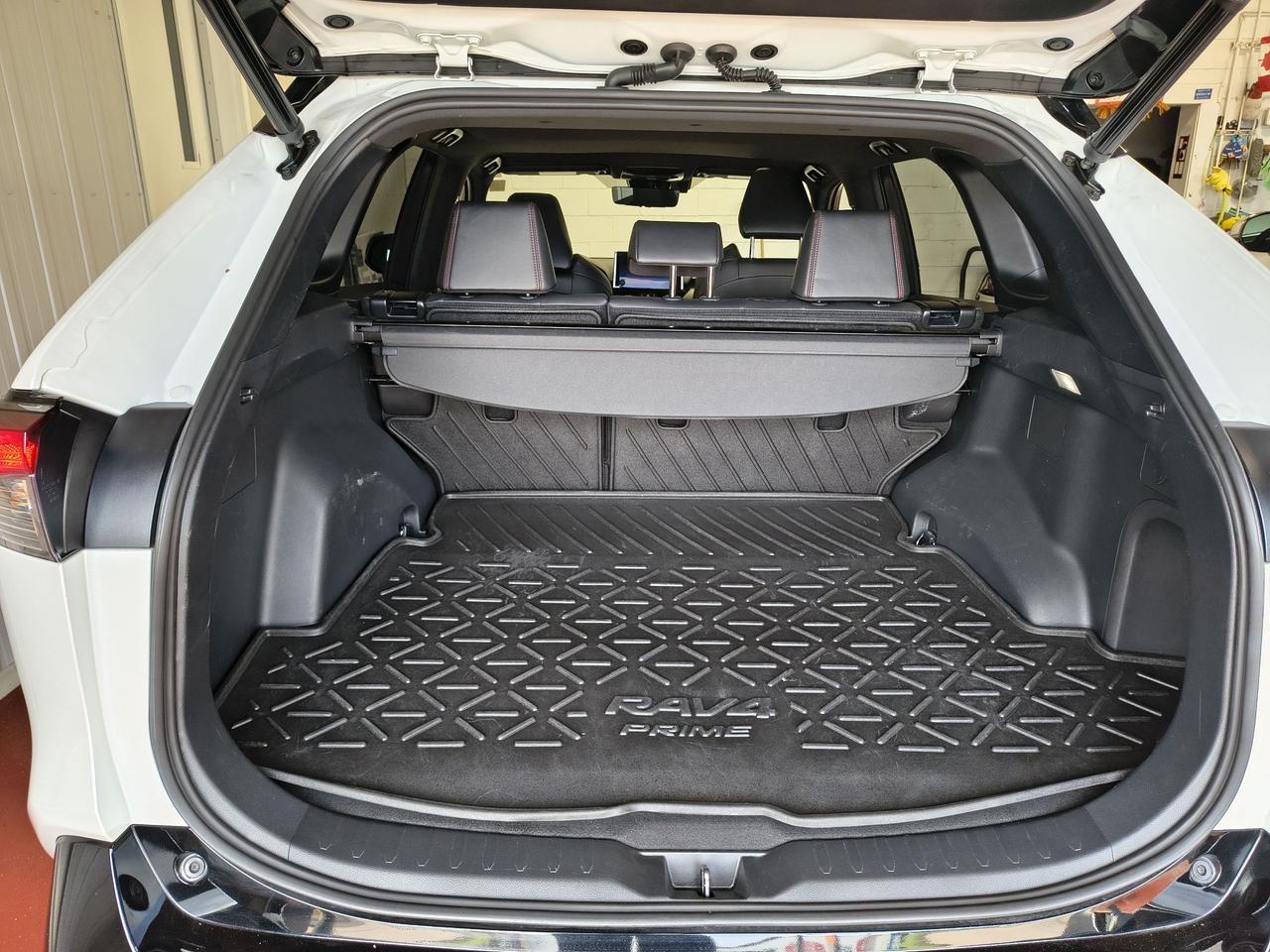 2023 Toyota RAV4 Plug-In Hybrid XSE Photo