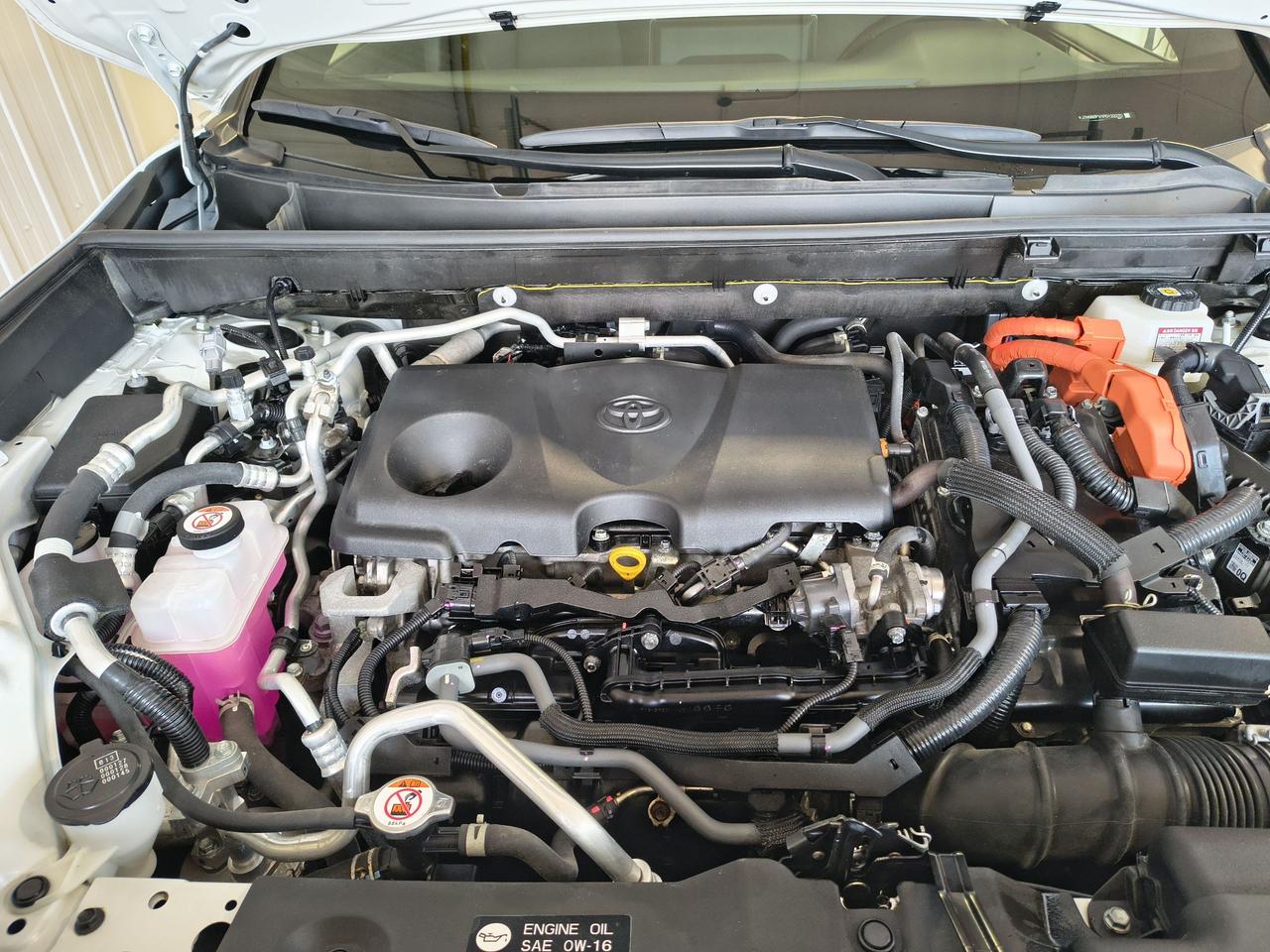 2023 Toyota RAV4 Plug-In Hybrid XSE Photo